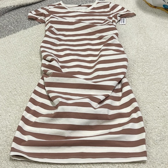 NWT- Old Navy Maternity- XS - Picture 3 of 7